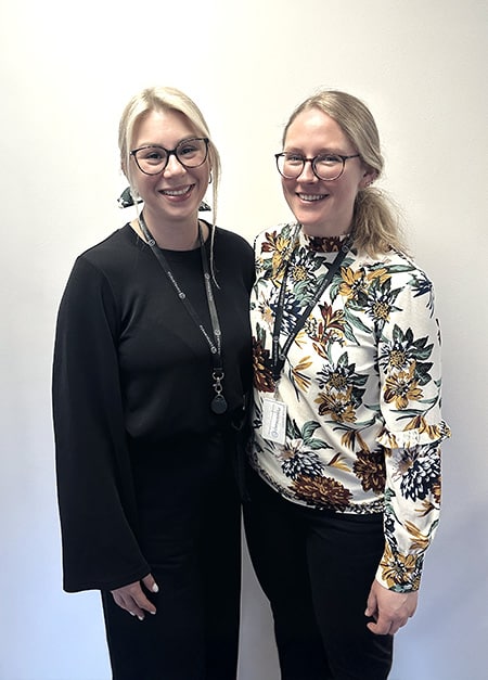 Anna Marchen Søndergaard Bacher sammen med en kollega under Systematic Day hos Conscensia i Warszawa.